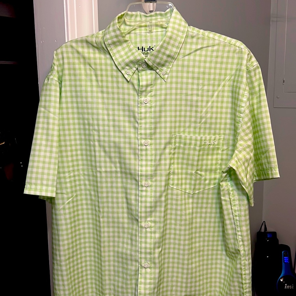 Huk Kona Green Plaid Shirt Sleeve Button Down Shirt(large)